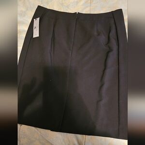 Worthington Petite Skirt Size 14P Black Knee Length Pencil Lined Slit